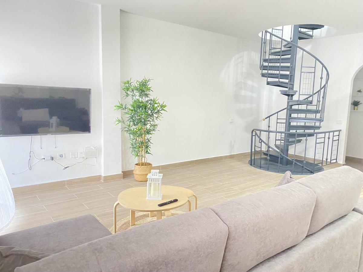 Homeforguest Two Bedroom Apartment With Pool And Terrace กาเลตาเดฟุสเต ภายนอก รูปภาพ